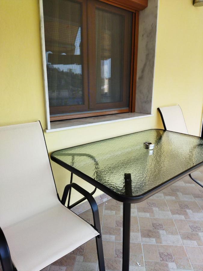 Babis Apartment Kavala Exterior foto