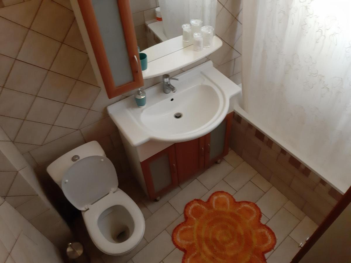 Babis Apartment Kavala Exterior foto